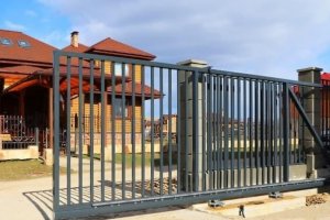 Заполнение из металлической трубы