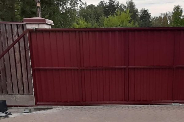 Откатные ворота из профнастила